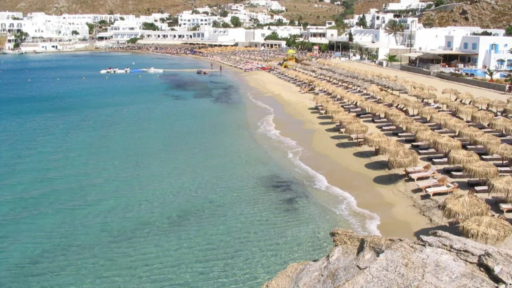 Πλατύς Γιαλός Παραλία Μύκονος