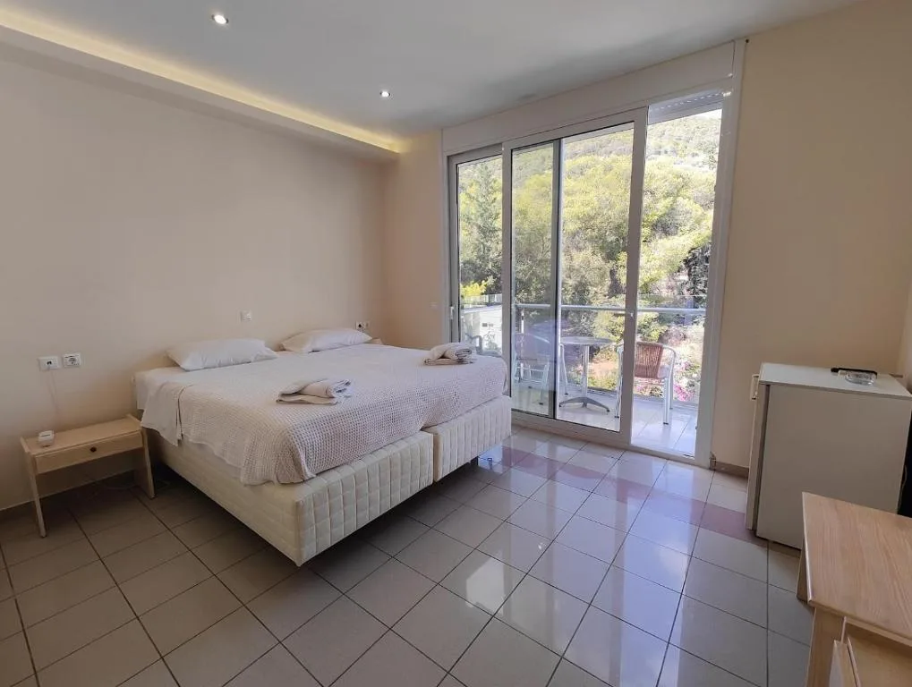 new-aegli-resort-hotel-poros-room-1