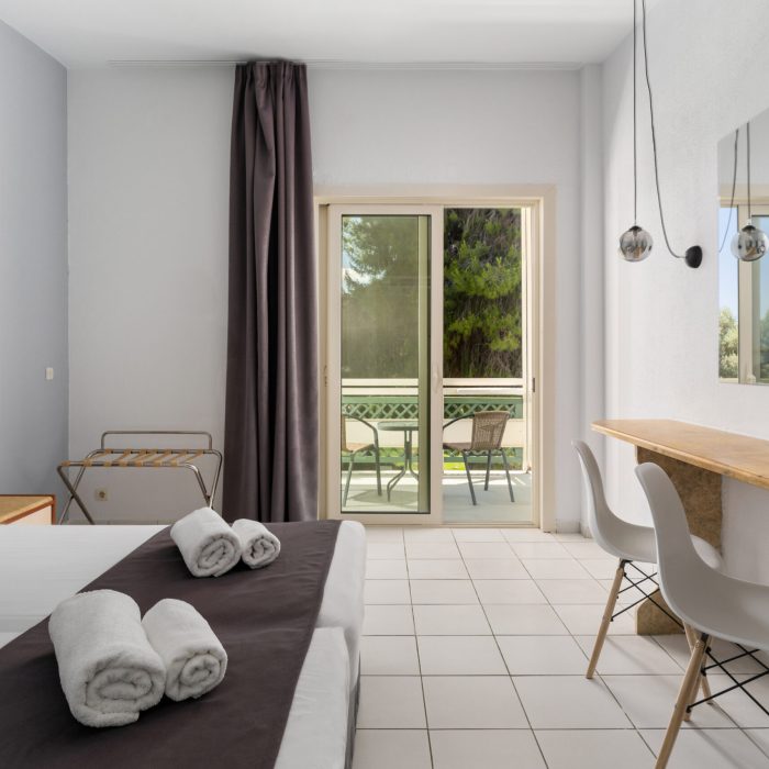 palmariva-beach-hotel-eretria-renovated-double-room-bungalow-1