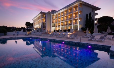 avalon-palace-hotel-zakynthos-exterior-night