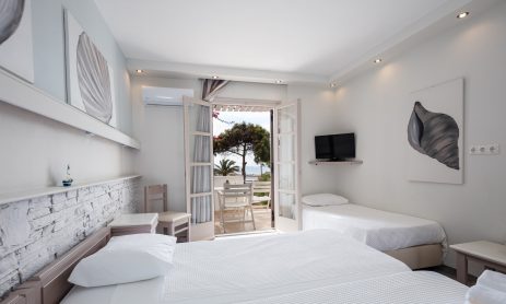 kavuras-village-hotel-naxos-triple-room-with-sea-view